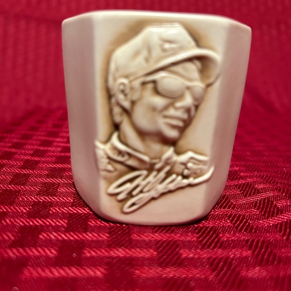 Nascar Lug Nut Shot Glasses - Picture 3 of 6